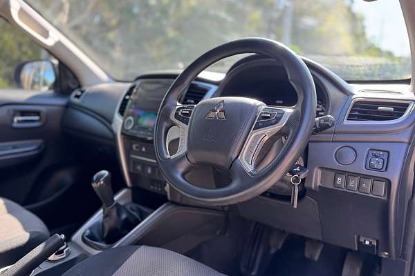 2020 Mitsubishi Triton GLX+ MR 4X4