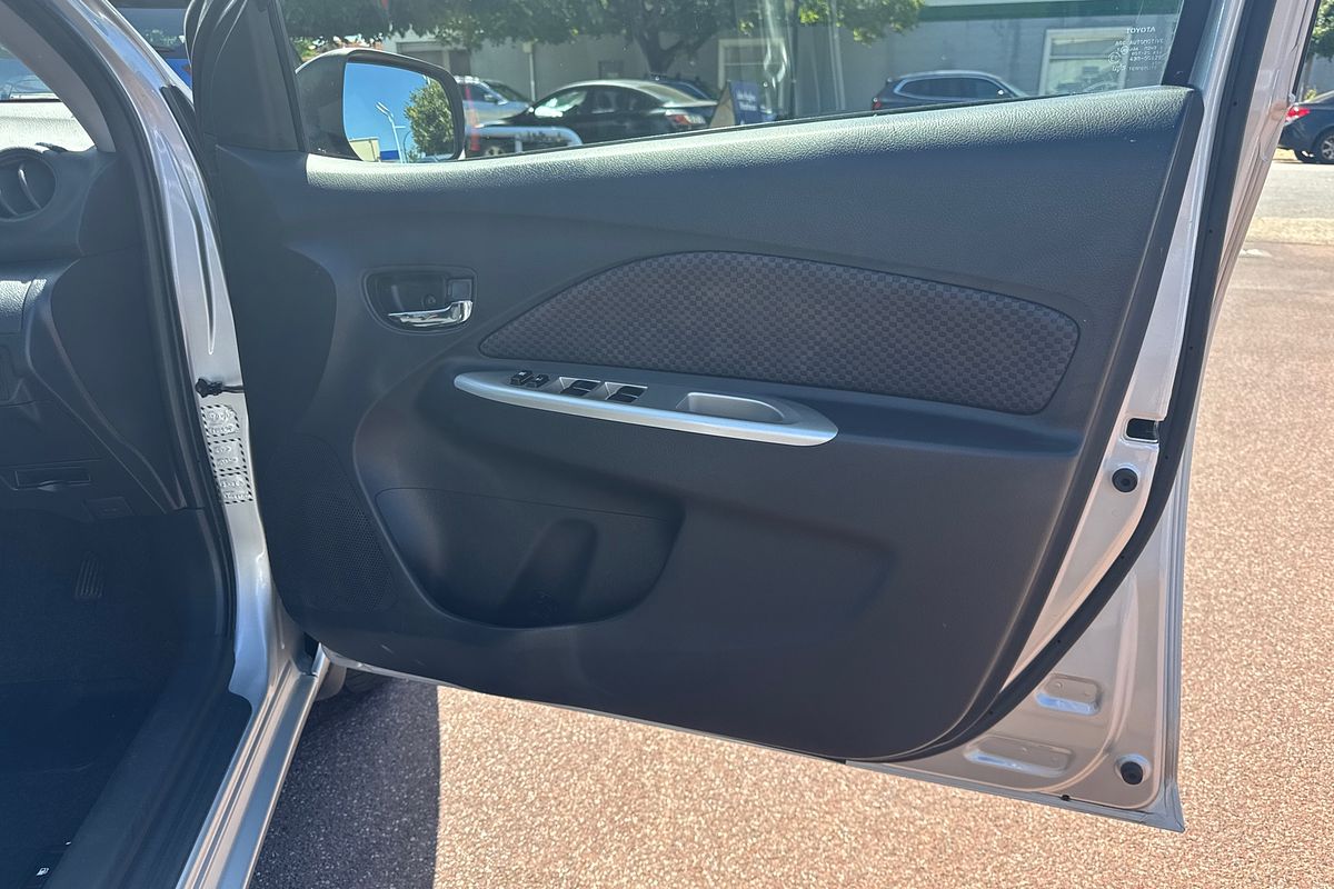 2008 Toyota Yaris YRS NCP93R