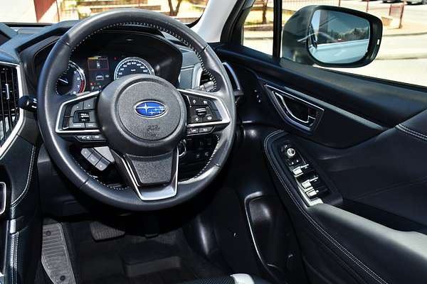 2025 Subaru Forester Hybrid S S5