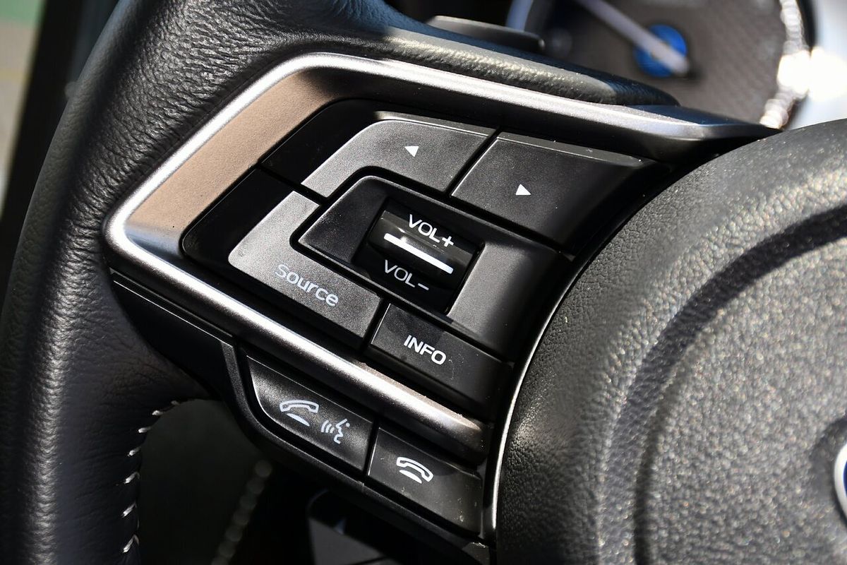 2025 Subaru Forester Hybrid S S5