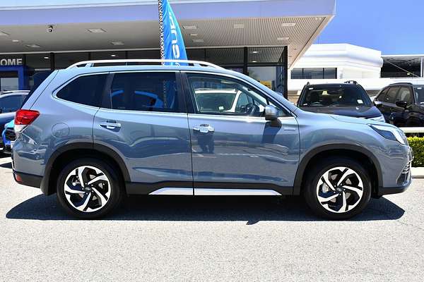 2025 Subaru Forester Hybrid S S5