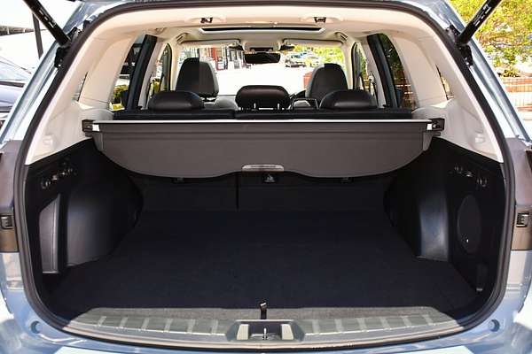 2025 Subaru Forester Hybrid S S5