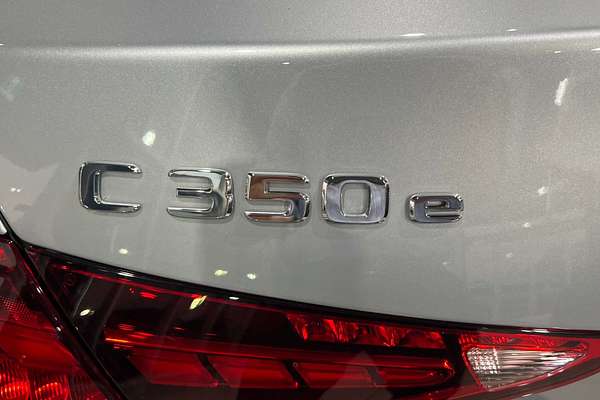 2025 Mercedes-Benz C-Class C350 e W206