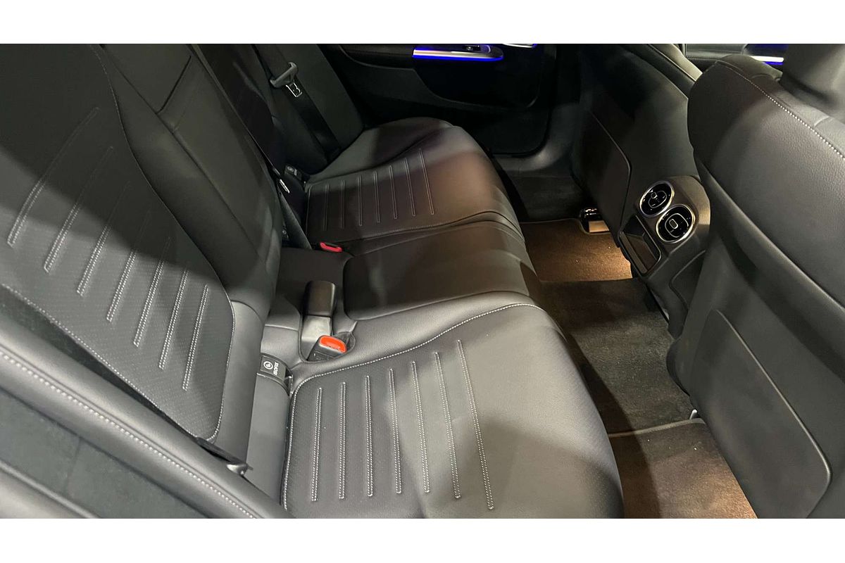 2025 Mercedes-Benz C-Class C350 e W206