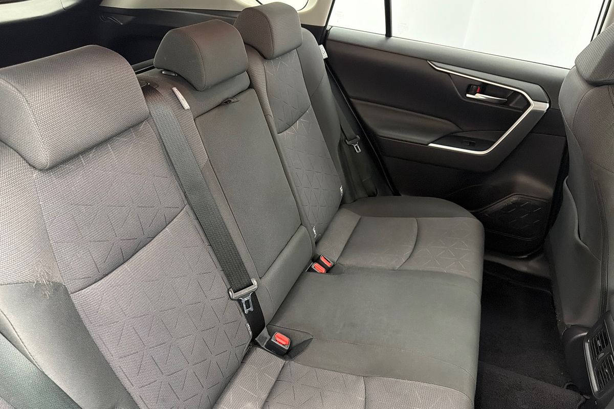 2020 Toyota RAV4 GXL MXAA52R