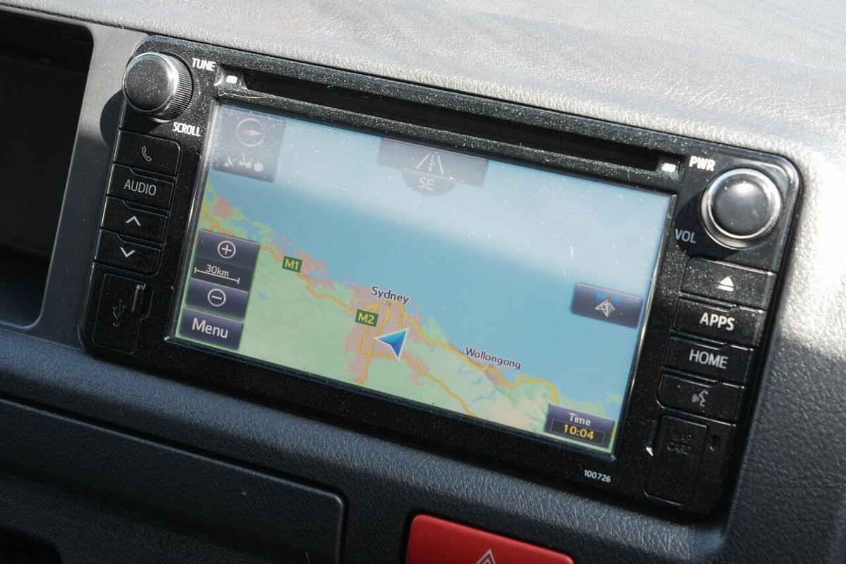 2018 Toyota Hiace Commuter KDH223R ELWB High Roof