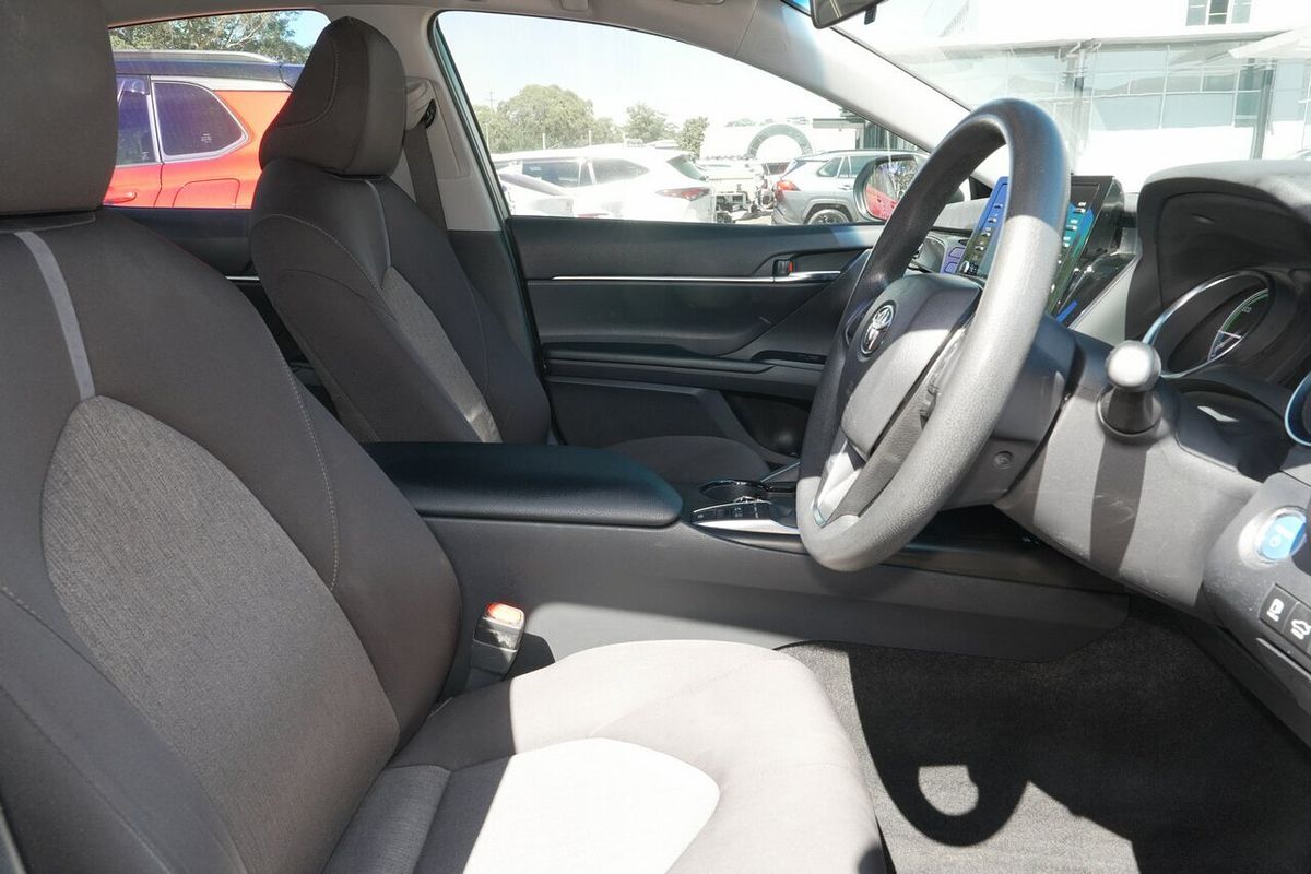 2022 Toyota Camry Ascent AXVH70R