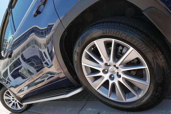 2014 Toyota Kluger Grande GSU55R