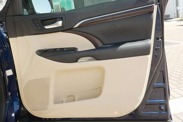 2014 Toyota Kluger Grande GSU55R