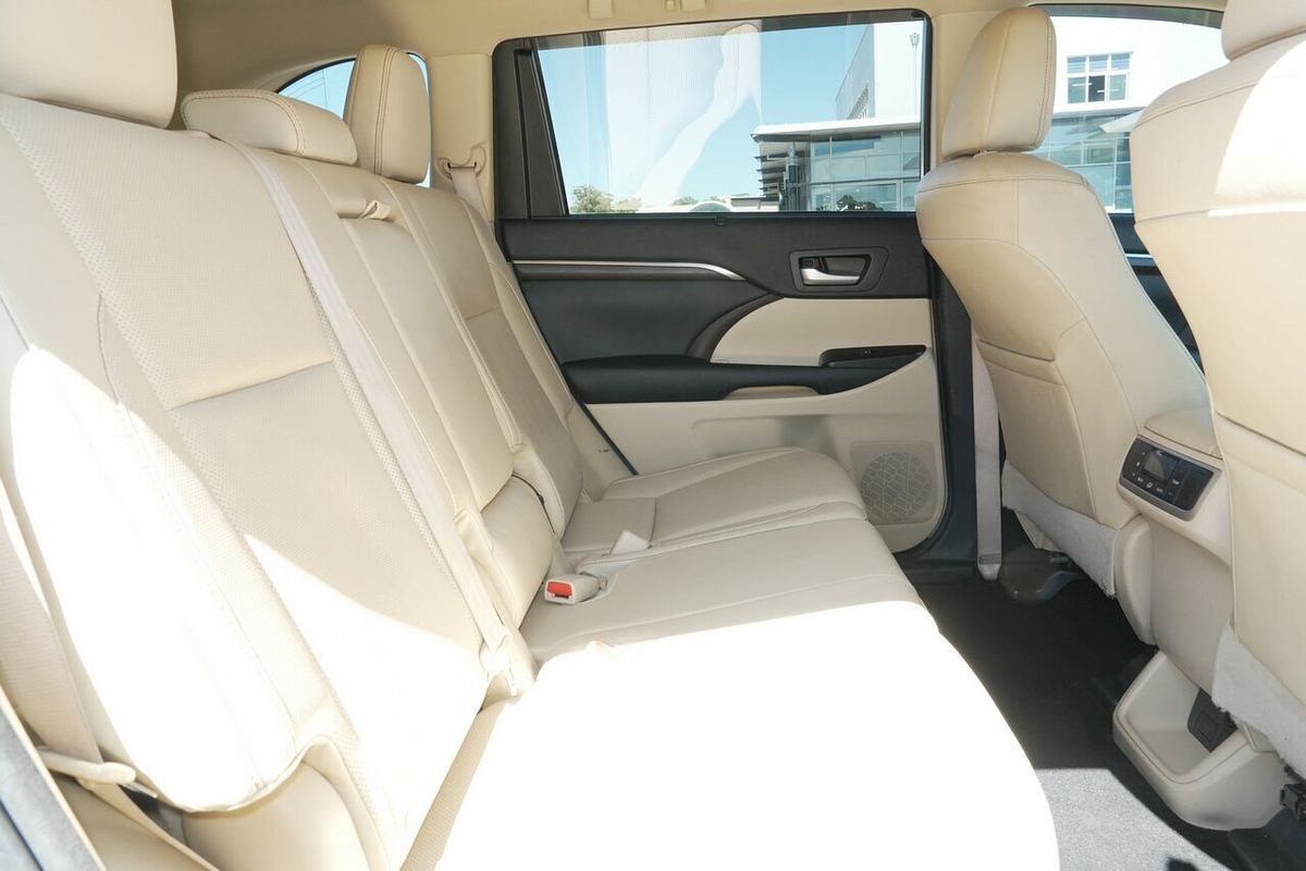 2014 Toyota Kluger Grande GSU55R