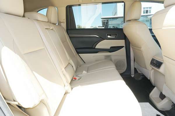 2014 Toyota Kluger Grande GSU55R