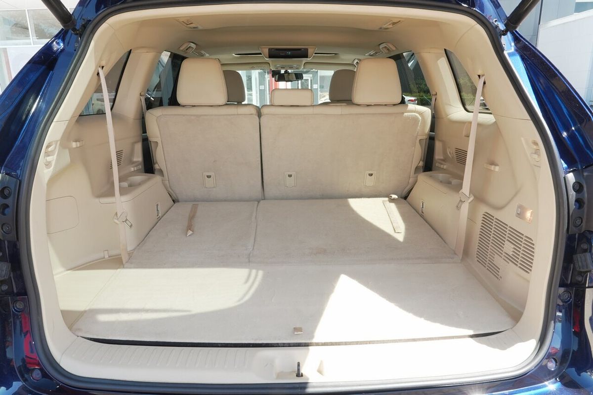 2014 Toyota Kluger Grande GSU55R