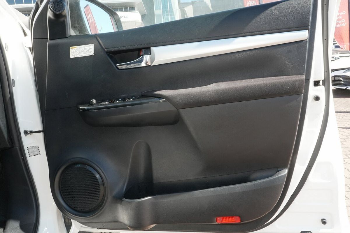 2018 Toyota Hilux SR5 GUN126R 4X4