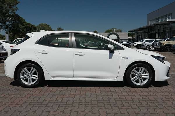 2021 Toyota Corolla Ascent Sport Hybrid ZWE211R