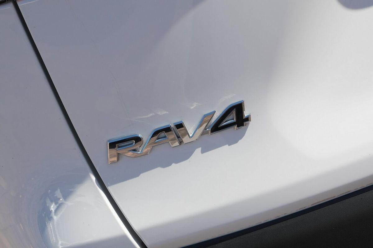 2020 Toyota RAV4 GX AXAH54R