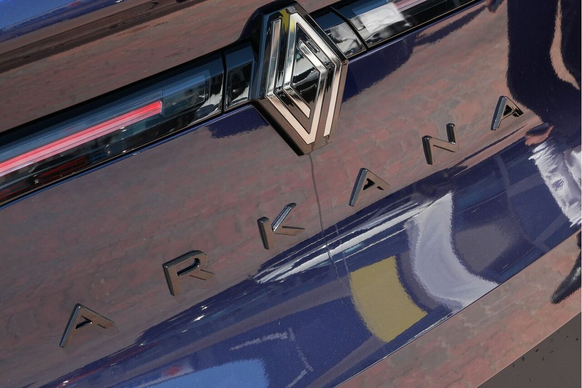 2025 Renault Arkana Esprit Alpine JL1