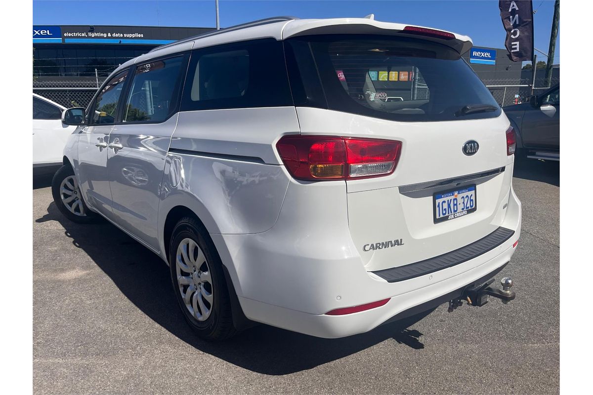 2017 Kia Carnival S YP