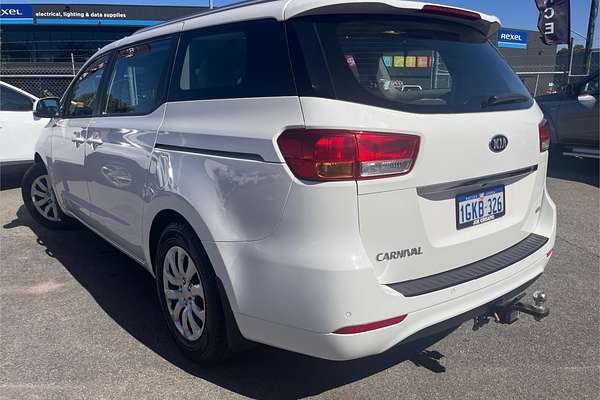 2017 Kia Carnival S YP