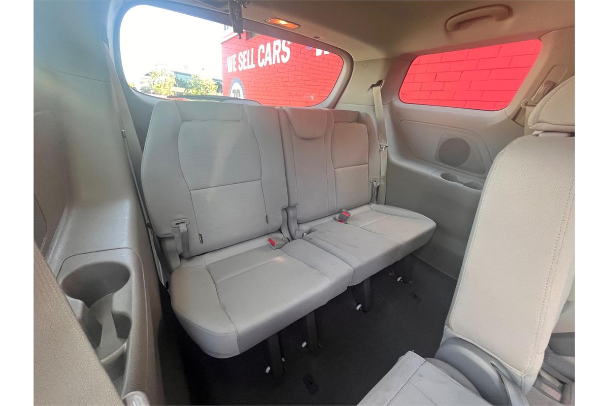 2017 Kia Carnival S YP