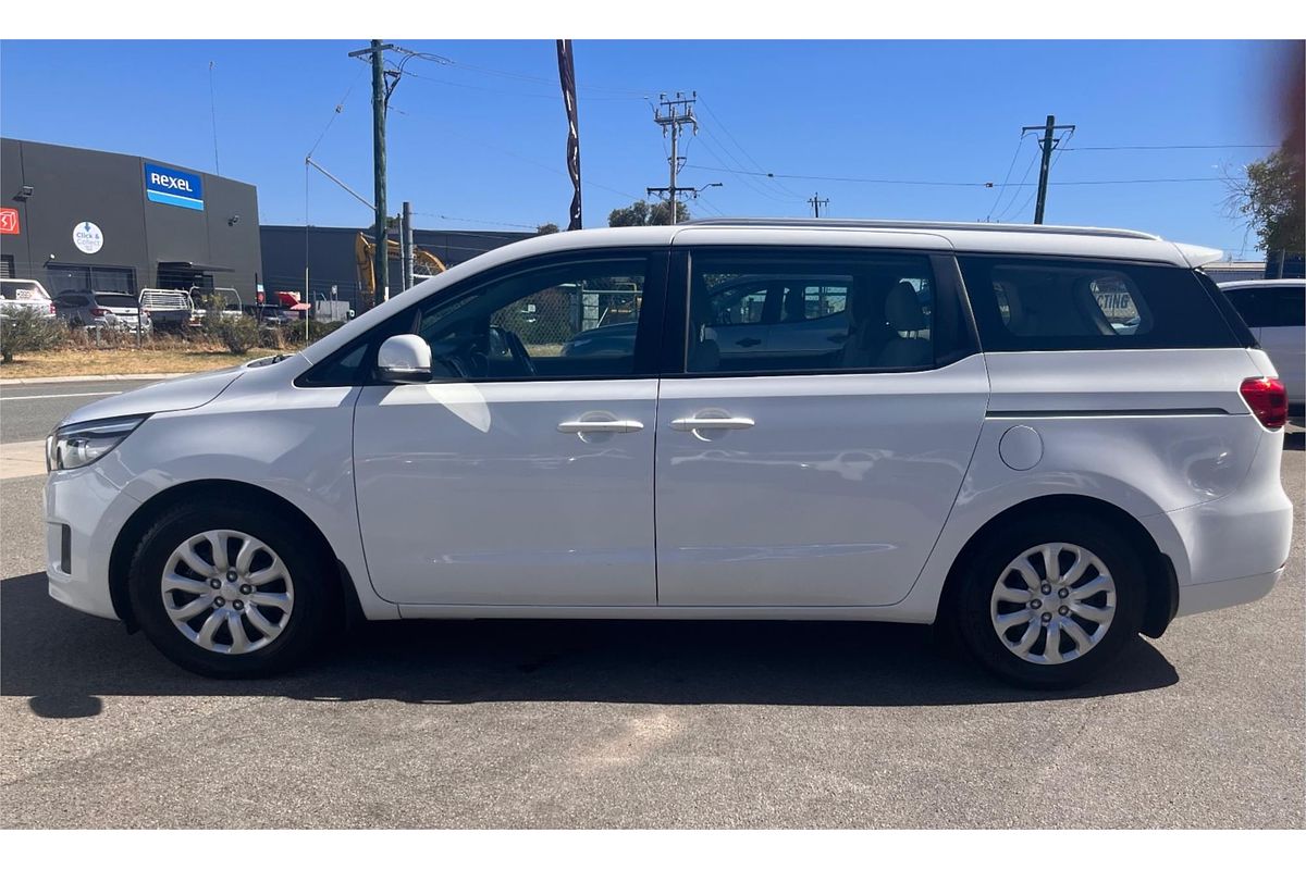 2017 Kia Carnival S YP