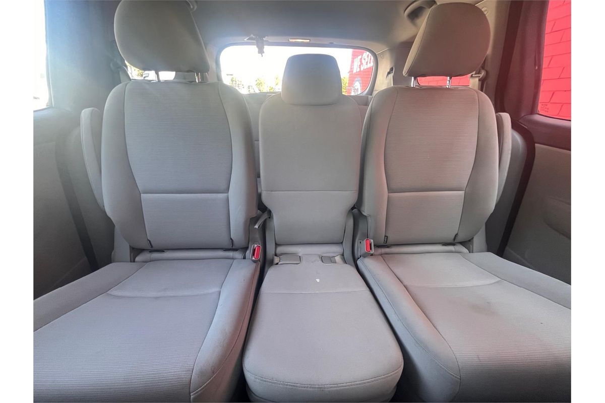 2017 Kia Carnival S YP