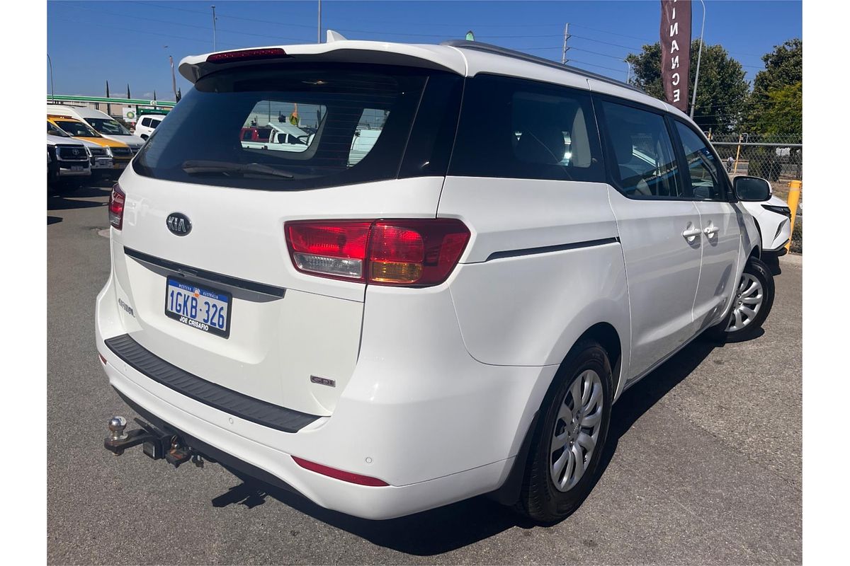 2017 Kia Carnival S YP