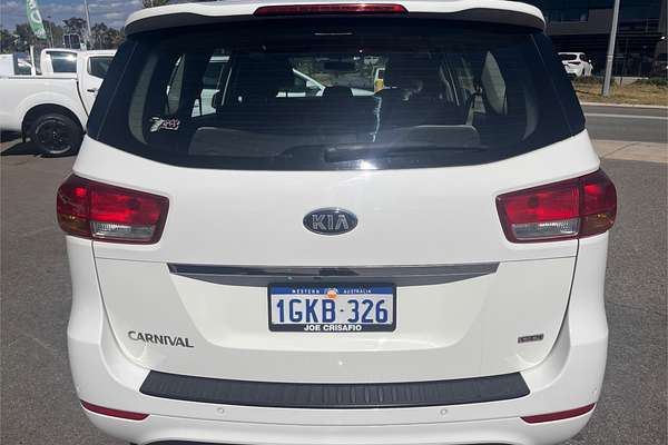 2017 Kia Carnival S YP