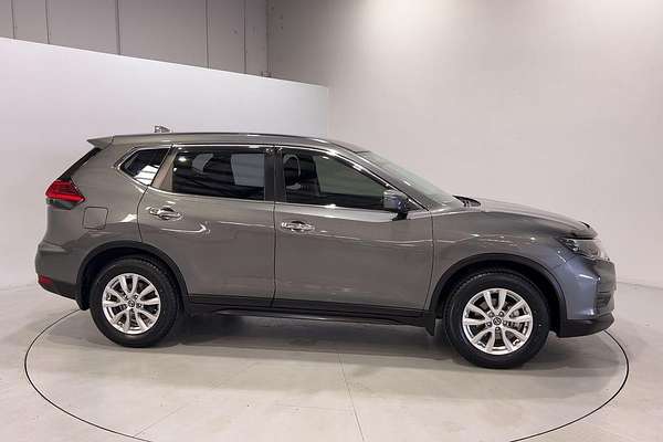 2017 Nissan X-TRAIL ST T32