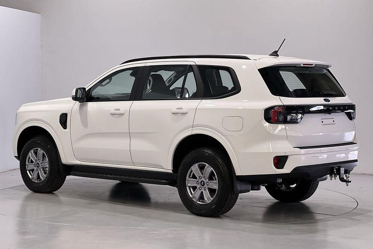 2024 Ford Everest Ambiente 2.0L