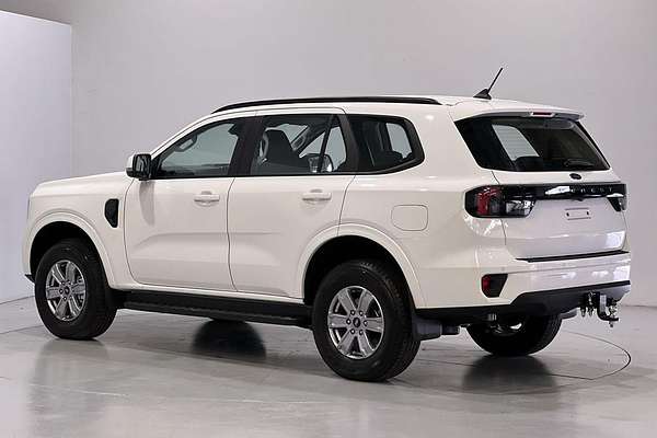 2024 Ford Everest Ambiente 2.0L