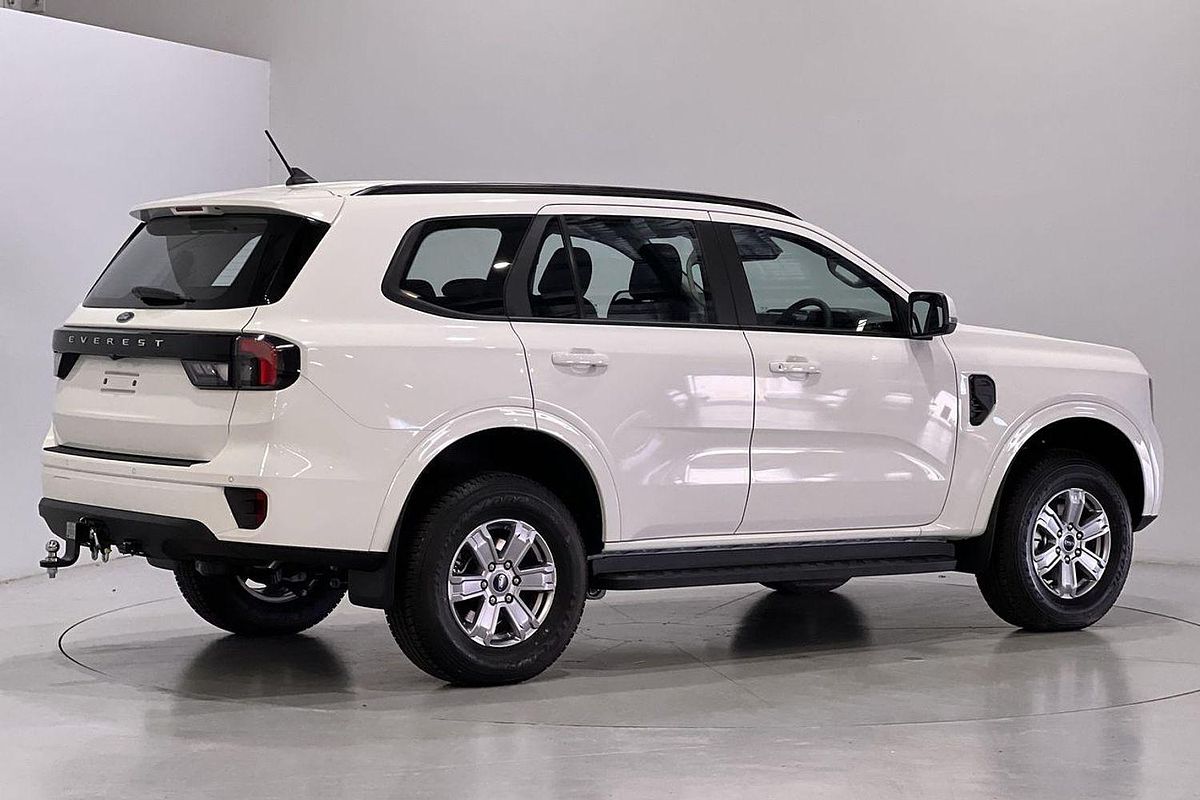 2024 Ford Everest Ambiente 2.0L