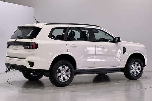 2024 Ford Everest Ambiente 2.0L