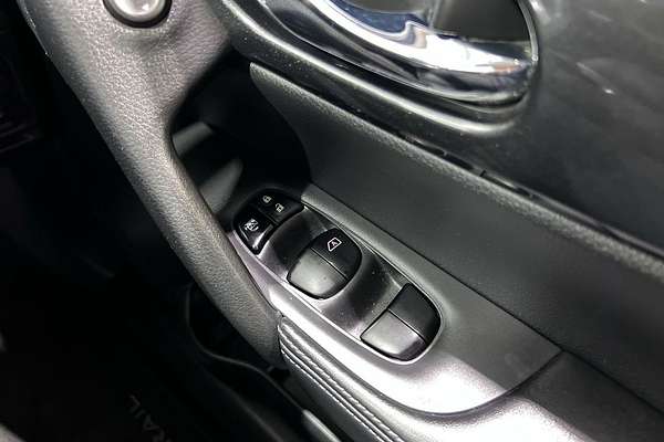 2017 Nissan X-TRAIL ST T32