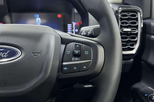 2024 Ford Everest Ambiente 2.0L