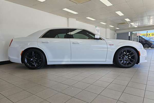 2021 Chrysler 300 SRT Core LX