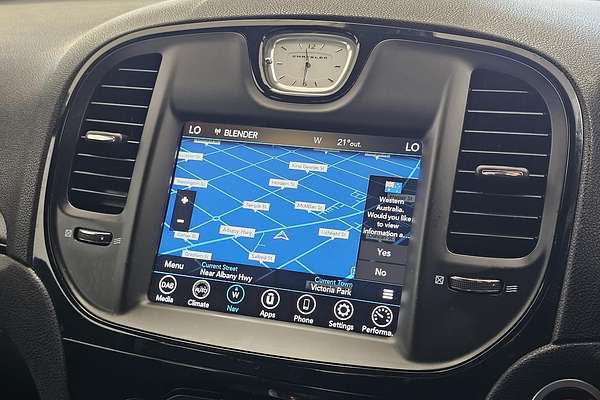 2021 Chrysler 300 SRT Core LX