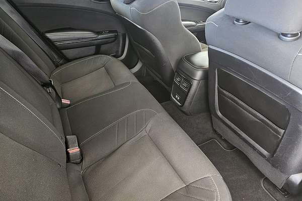 2021 Chrysler 300 SRT Core LX