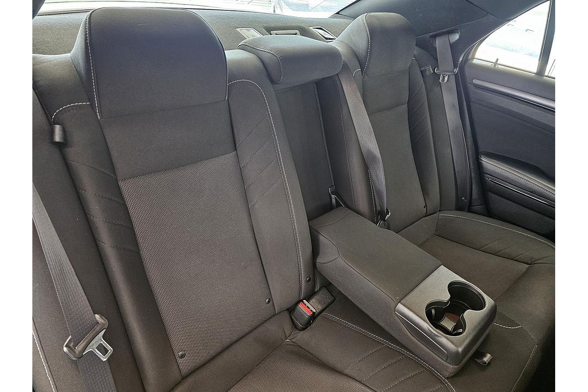 2021 Chrysler 300 SRT Core LX