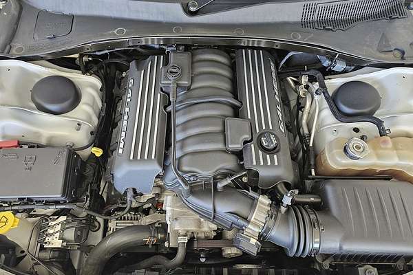 2021 Chrysler 300 SRT Core LX