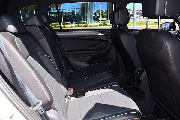 2024 Volkswagen Tiguan Wolfsburg Edition Allspace 5N