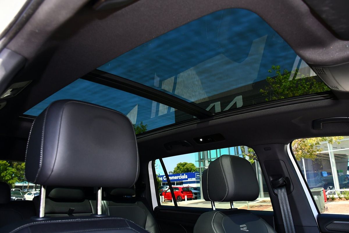 2024 Volkswagen Tiguan Wolfsburg Edition Allspace 5N