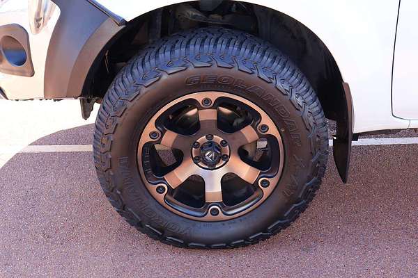 2015 Nissan Navara ST-X D23 4X4