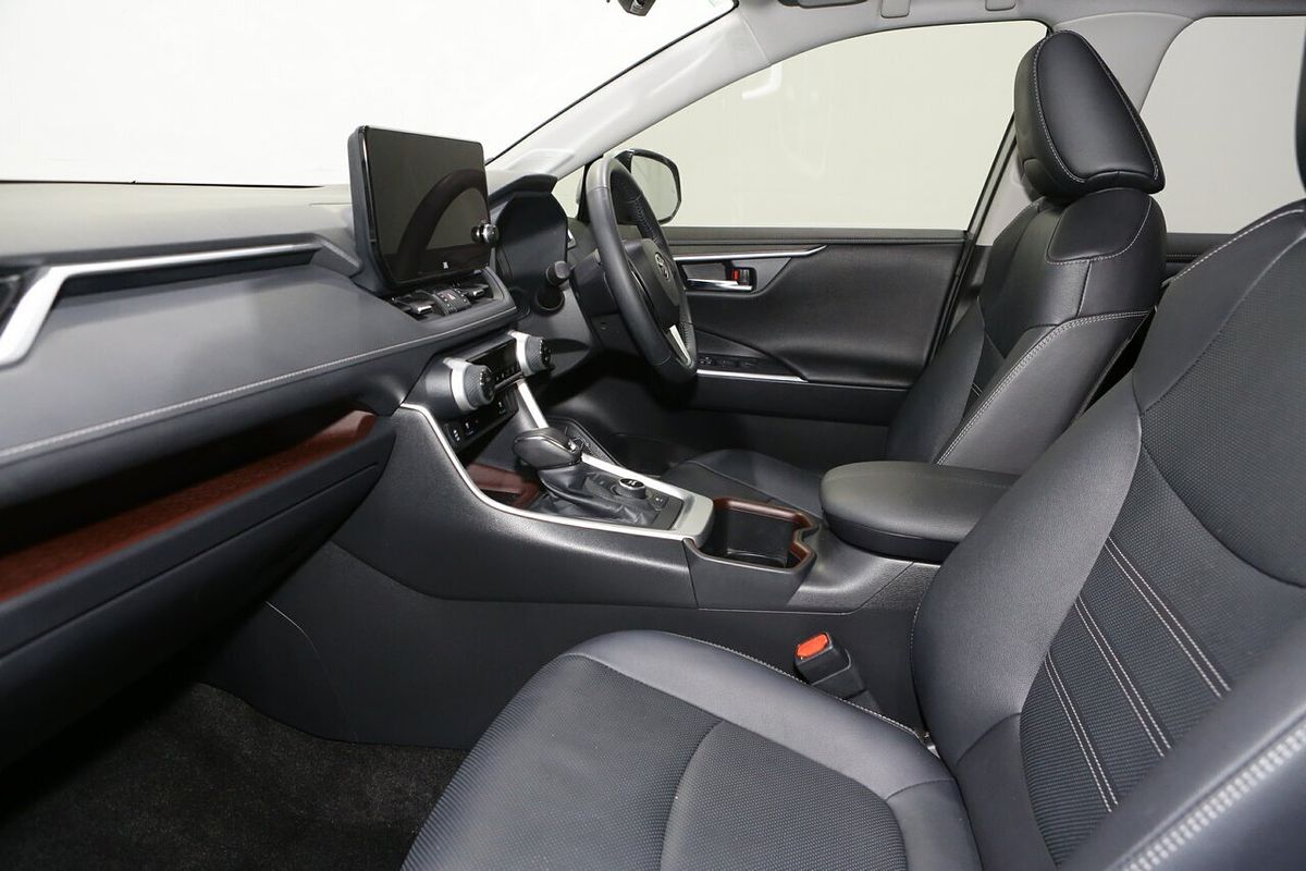 2024 Toyota RAV4 Cruiser AXAH54R