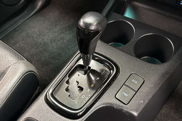 2022 Toyota Hilux Rugged X GUN126R 4X4