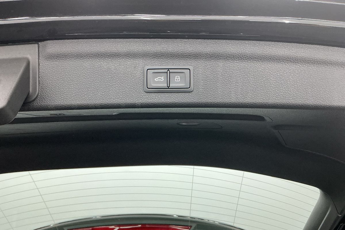 2022 Audi Q3 35 TFSI F3