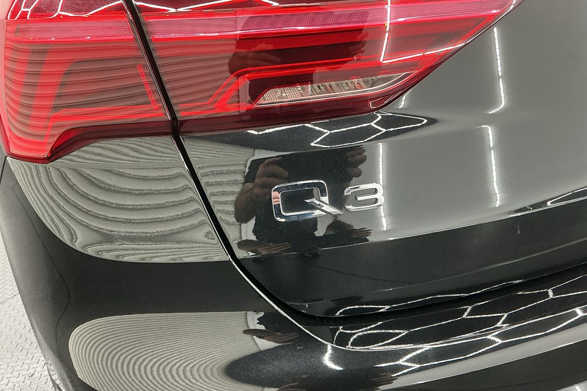 2022 Audi Q3 35 TFSI F3