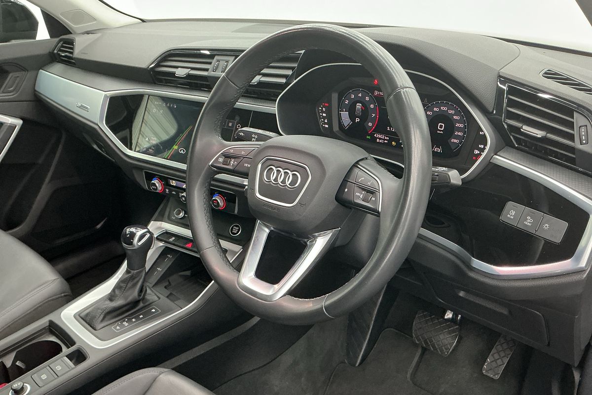 2022 Audi Q3 35 TFSI F3