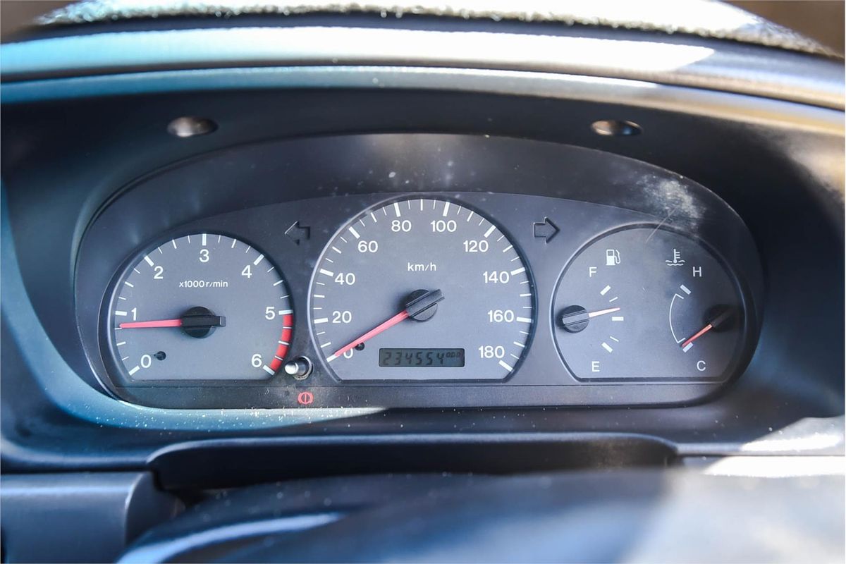 2002 Mazda Bravo DX B2500 4X4