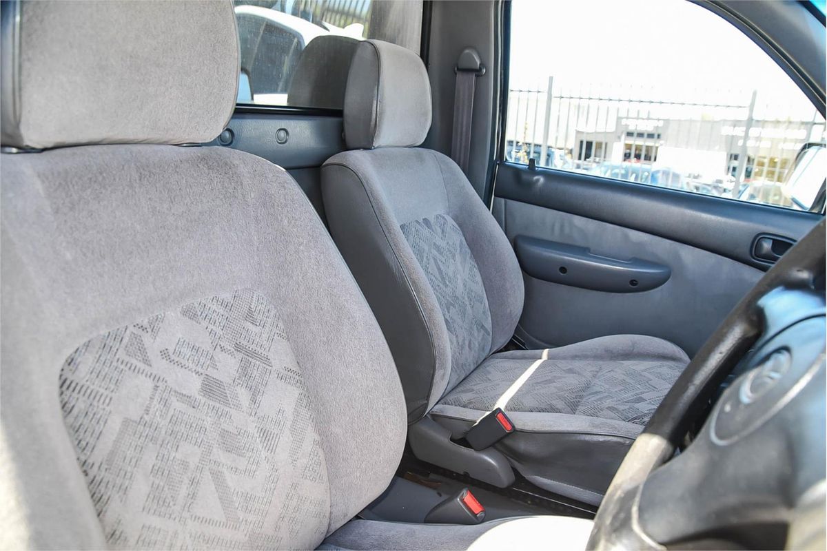 2002 Mazda Bravo DX B2500 4X4