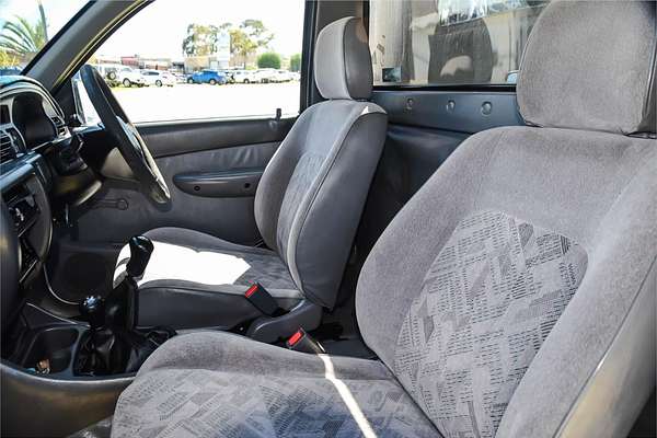 2002 Mazda Bravo DX B2500 4X4